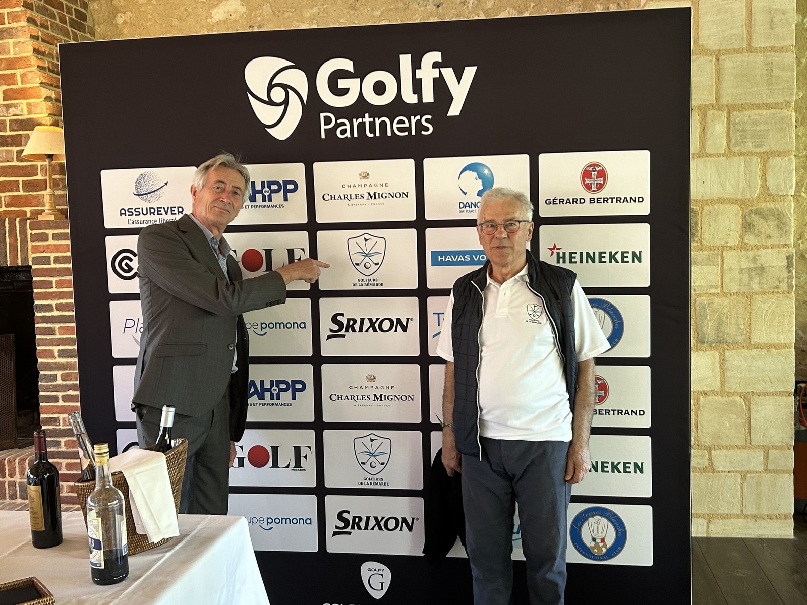 GOLFY PARTNER'S